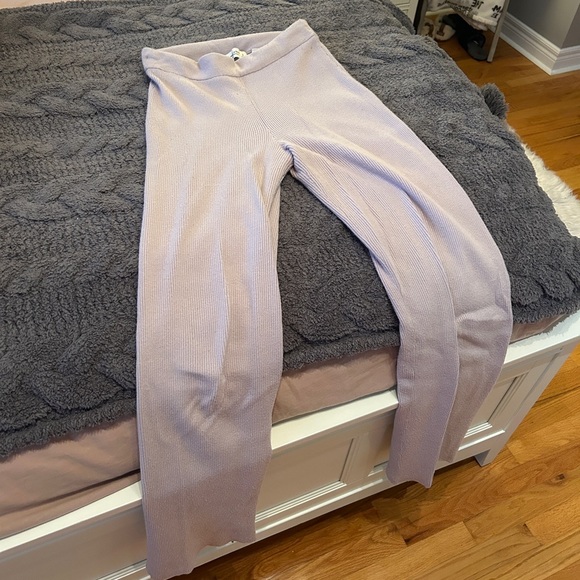 Abercrombie Sweats 💜 - Picture 5 of 8